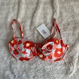 Dippin Daisy Floral Bikini Top SZ M